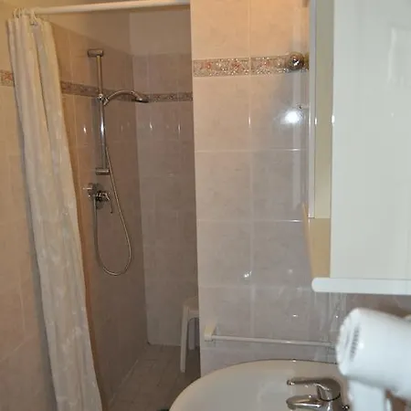 Mimosa Hotel 3*