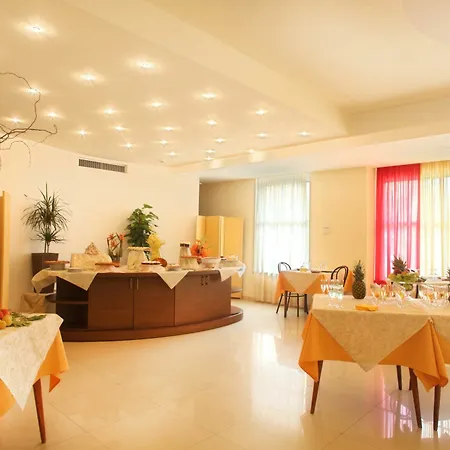 Hotel Mimosa 3*